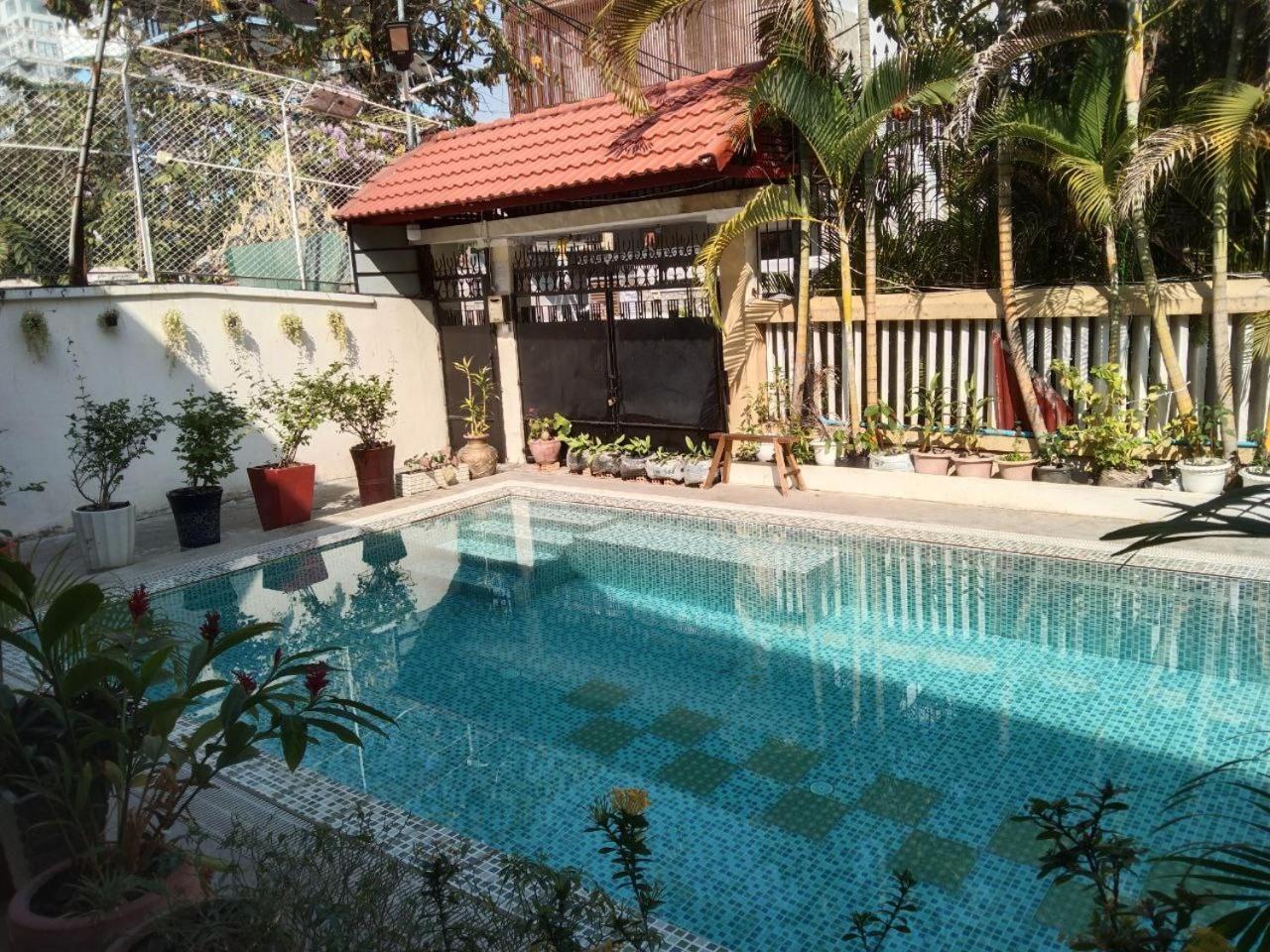 Room 7 - Studio In A Villa 5Mn Walk From The Royal Palace With Swimming Pool Phnom Penh Esterno foto